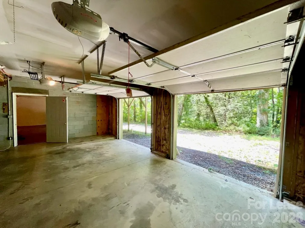 141 Center Street Black Mountain, NC 28711