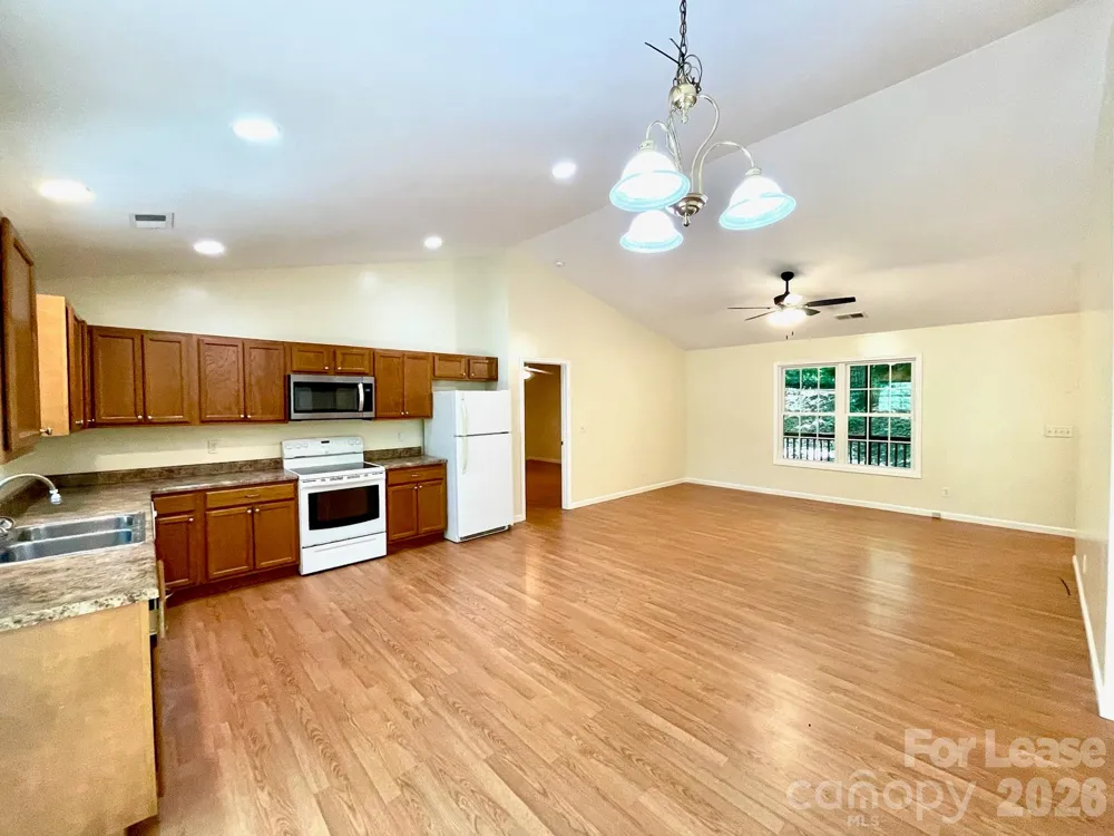 141 Center Street Black Mountain, NC 28711