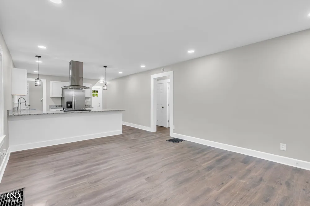 5041 Kentucky Avenue Indianapolis, IN 46221