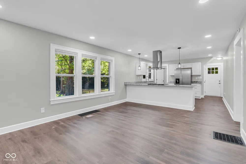 5041 Kentucky Avenue Indianapolis, IN 46221