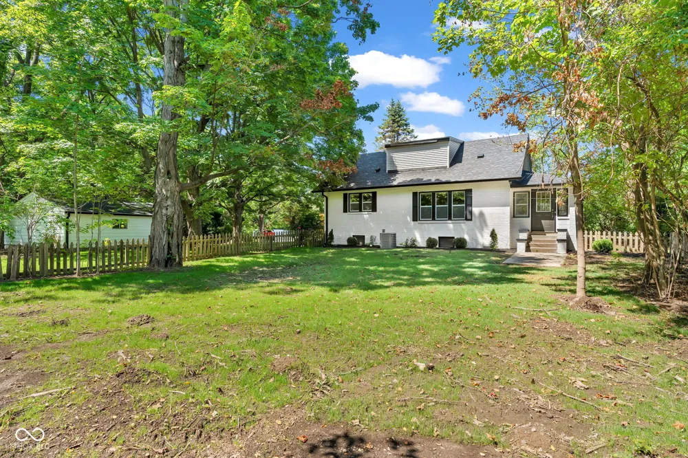5041 Kentucky Avenue Indianapolis, IN 46221