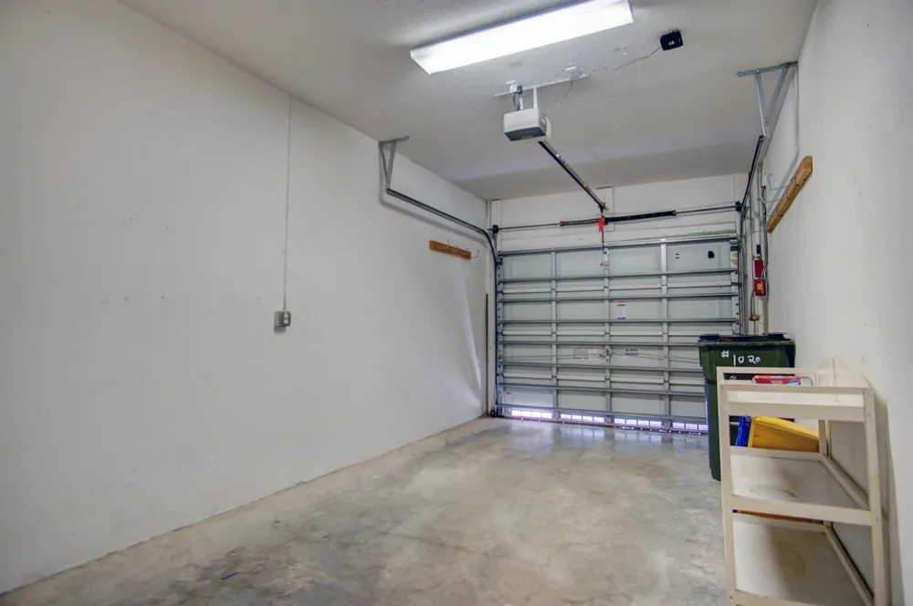 1020 E Longport Circle #F2 Delray Beach, FL 33444