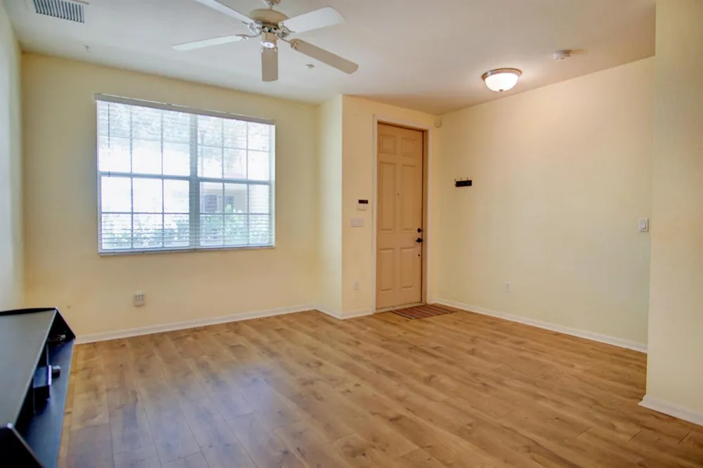 1020 E Longport Circle #F2 Delray Beach, FL 33444