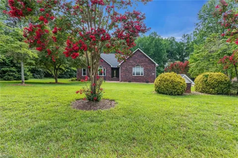 385 Peaceful Lane