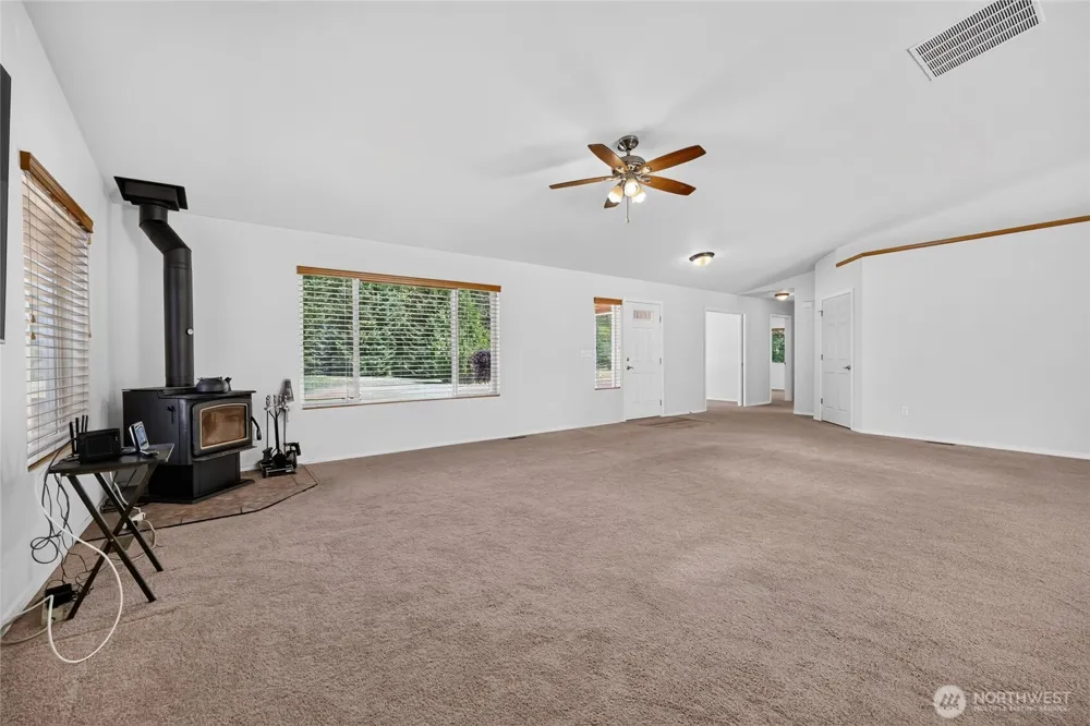 133 Lost Creek Drive Glenoma, WA 98336