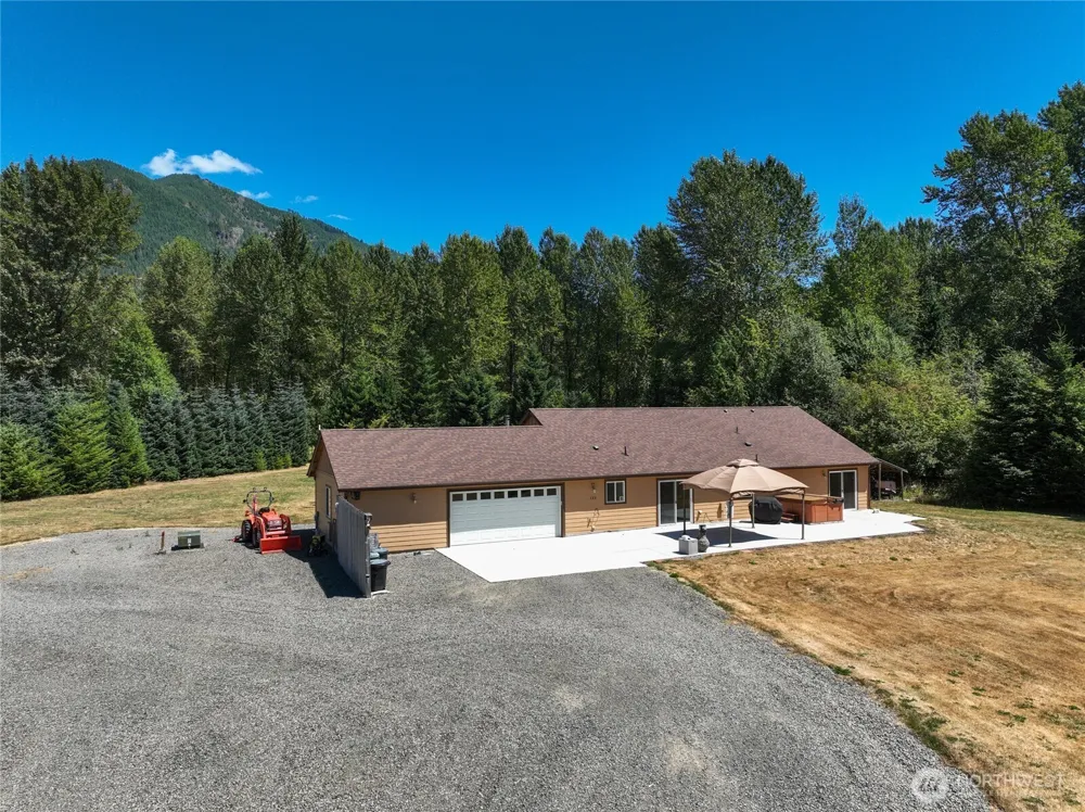133 Lost Creek Drive Glenoma, WA 98336