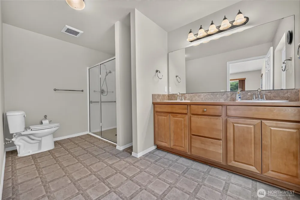 133 Lost Creek Drive Glenoma, WA 98336