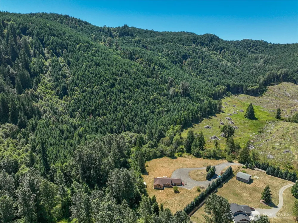 133 Lost Creek Drive Glenoma, WA 98336