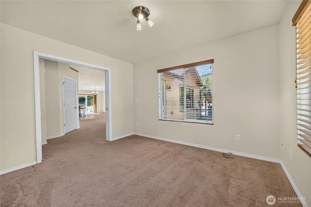 133 Lost Creek Drive Glenoma, WA 98336