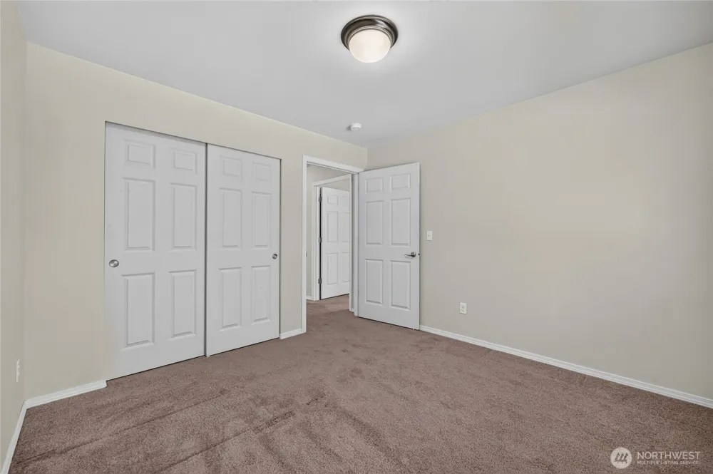 133 Lost Creek Drive Glenoma, WA 98336