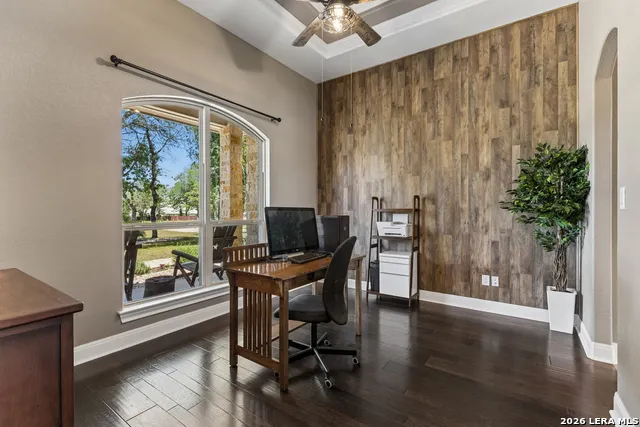 148 Woodlands La Vernia, TX 78121