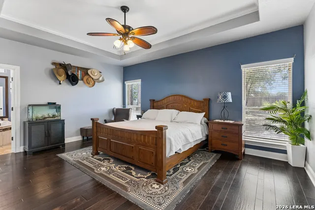 148 Woodlands La Vernia, TX 78121