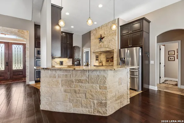 148 Woodlands La Vernia, TX 78121
