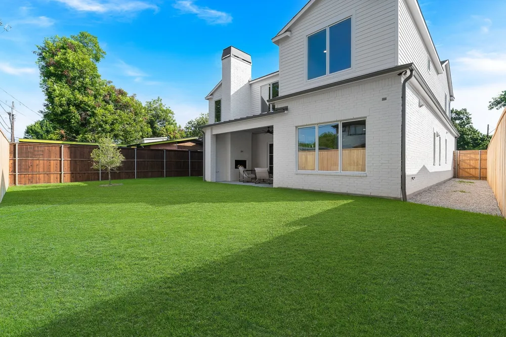 7212 Wake Forrest Drive Dallas, TX 75214