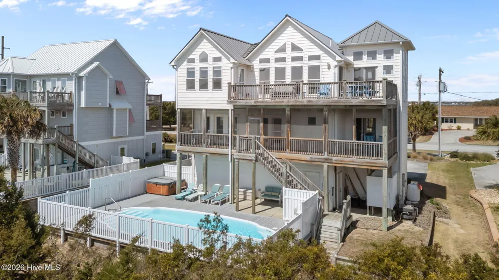2009 Emerald Drive Emerald Isle, NC 28594