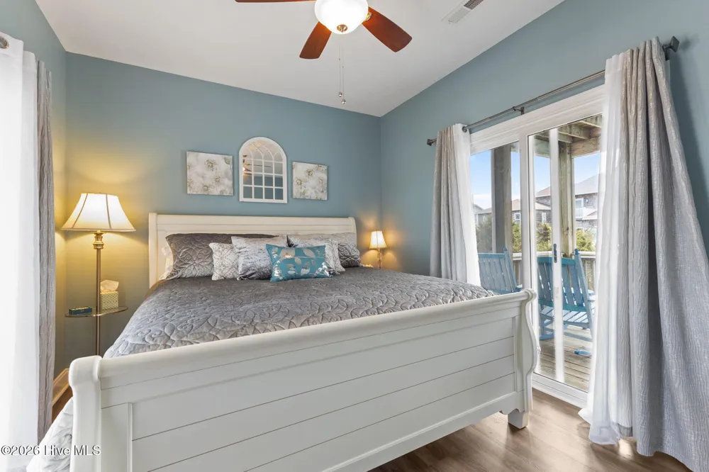 2009 Emerald Drive Emerald Isle, NC 28594