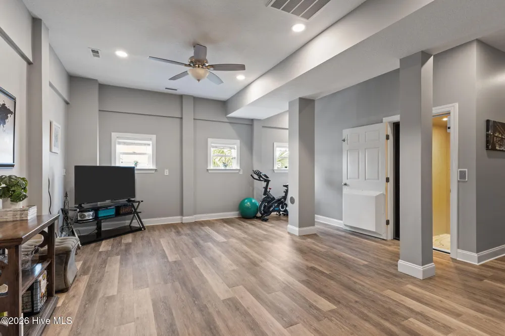 2009 Emerald Drive Emerald Isle, NC 28594