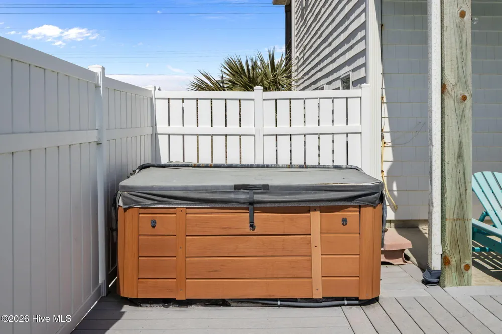 2009 Emerald Drive Emerald Isle, NC 28594