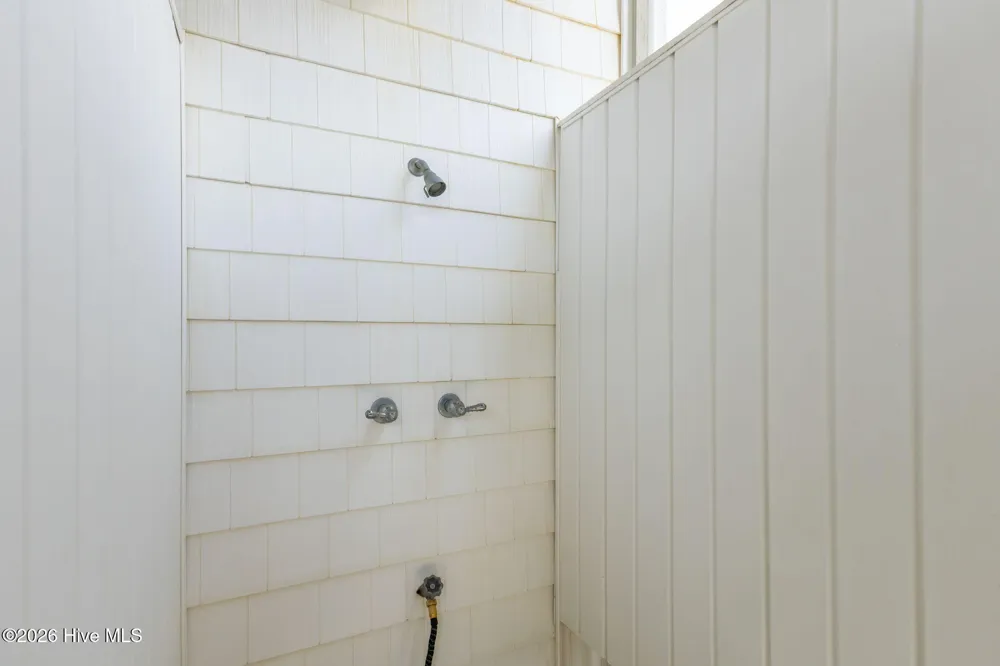 2009 Emerald Drive Emerald Isle, NC 28594