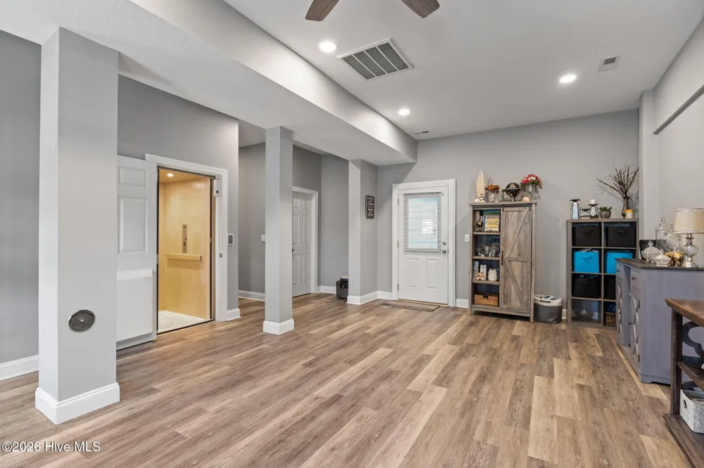 2009 Emerald Drive Emerald Isle, NC 28594