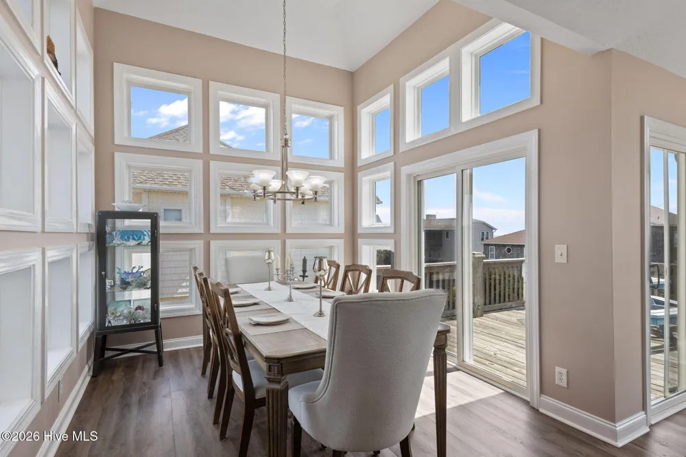 2009 Emerald Drive Emerald Isle, NC 28594