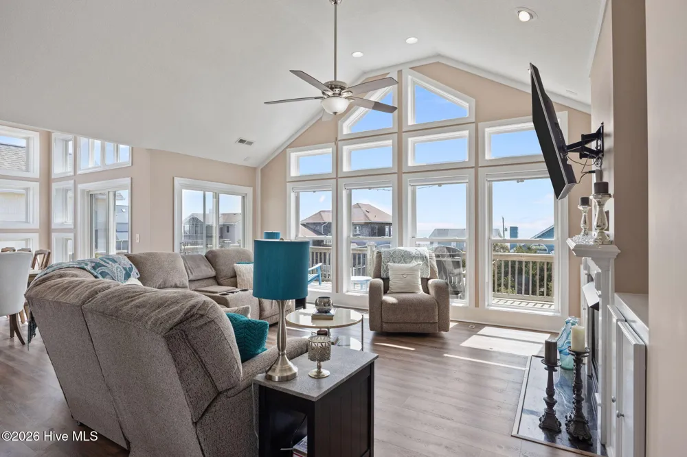 2009 Emerald Drive Emerald Isle, NC 28594