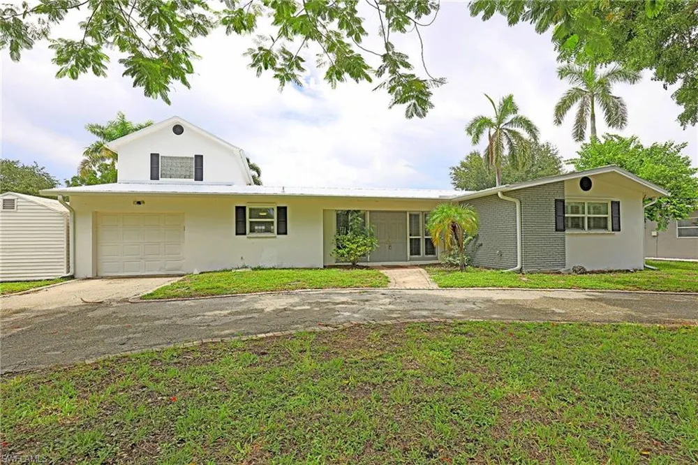 1353 Stadler Drive Fort Myers, FL 33901