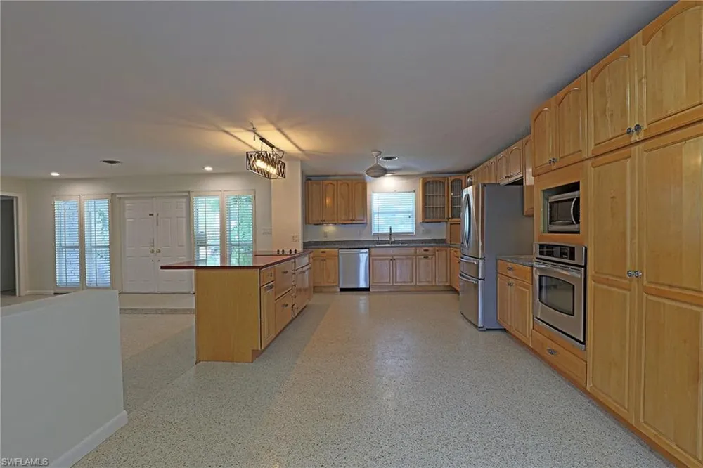 1353 Stadler Drive Fort Myers, FL 33901