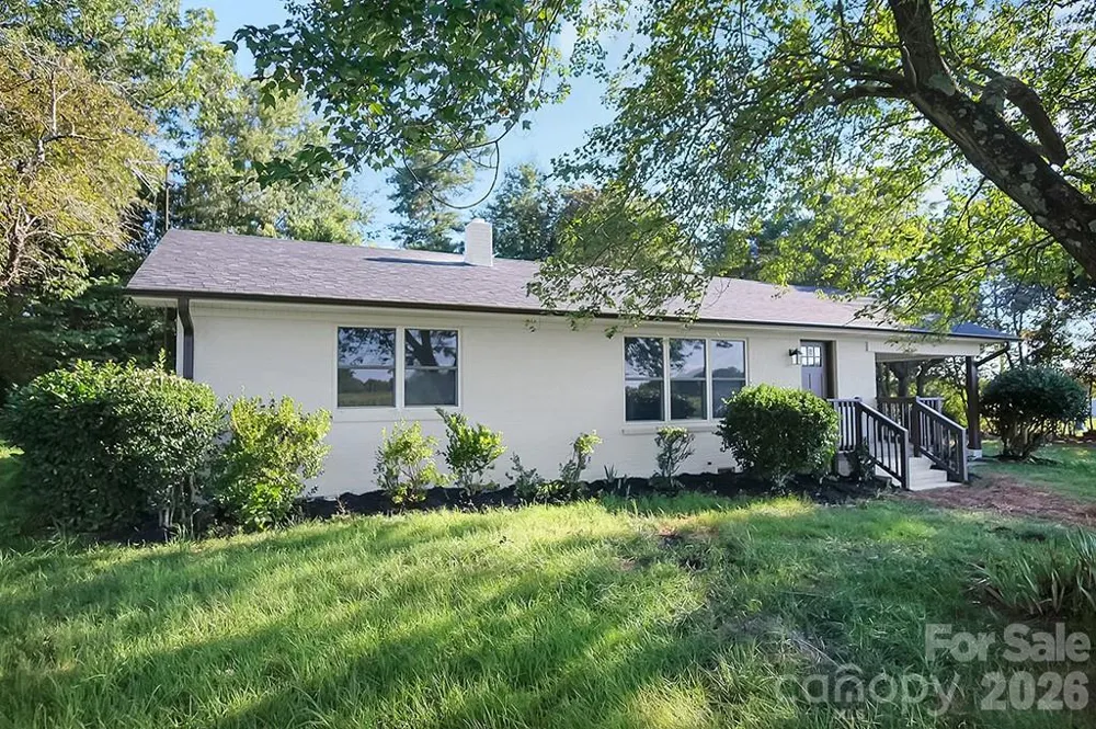 238 Davis Road Shelby, NC 28152