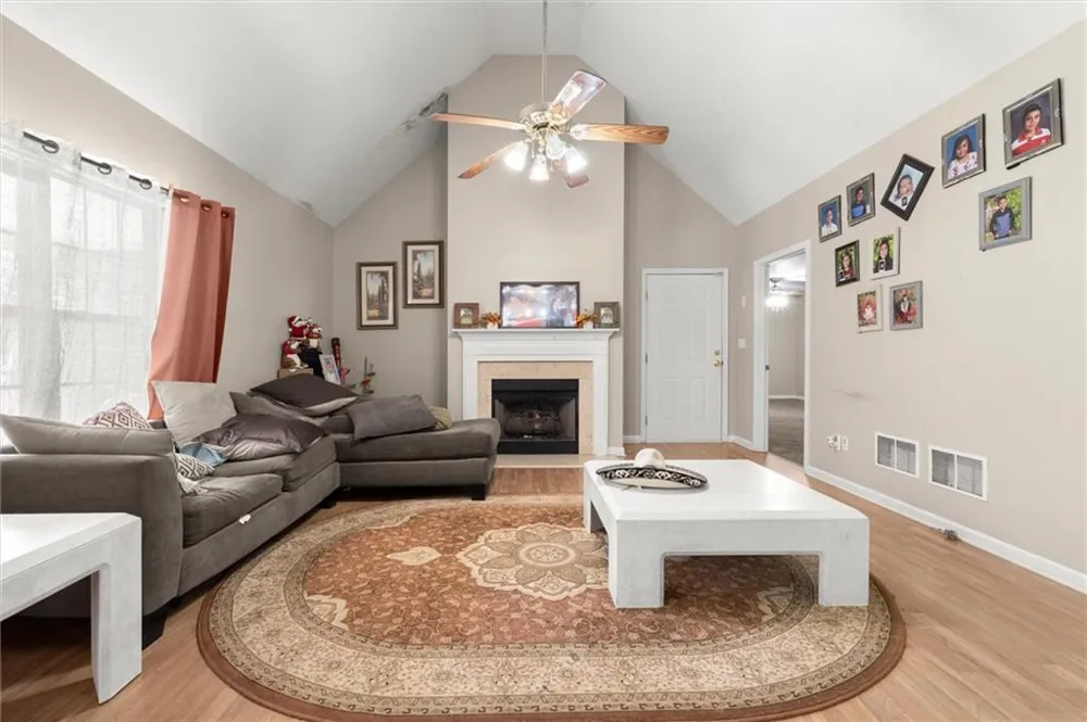 788 Nesbit Loop NE Resaca, GA 30735