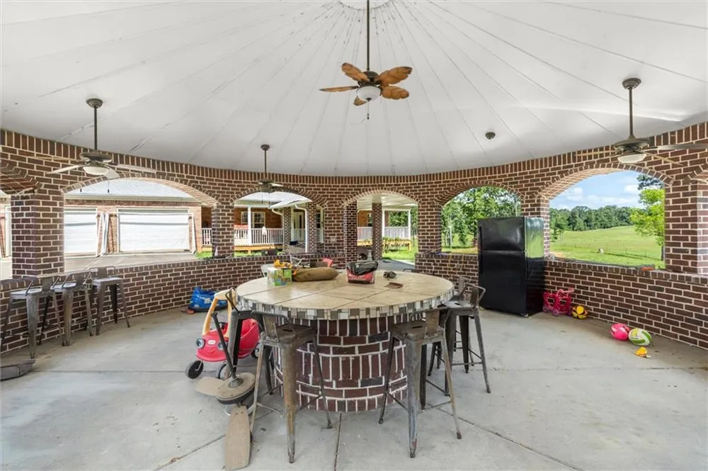 788 Nesbit Loop NE Resaca, GA 30735