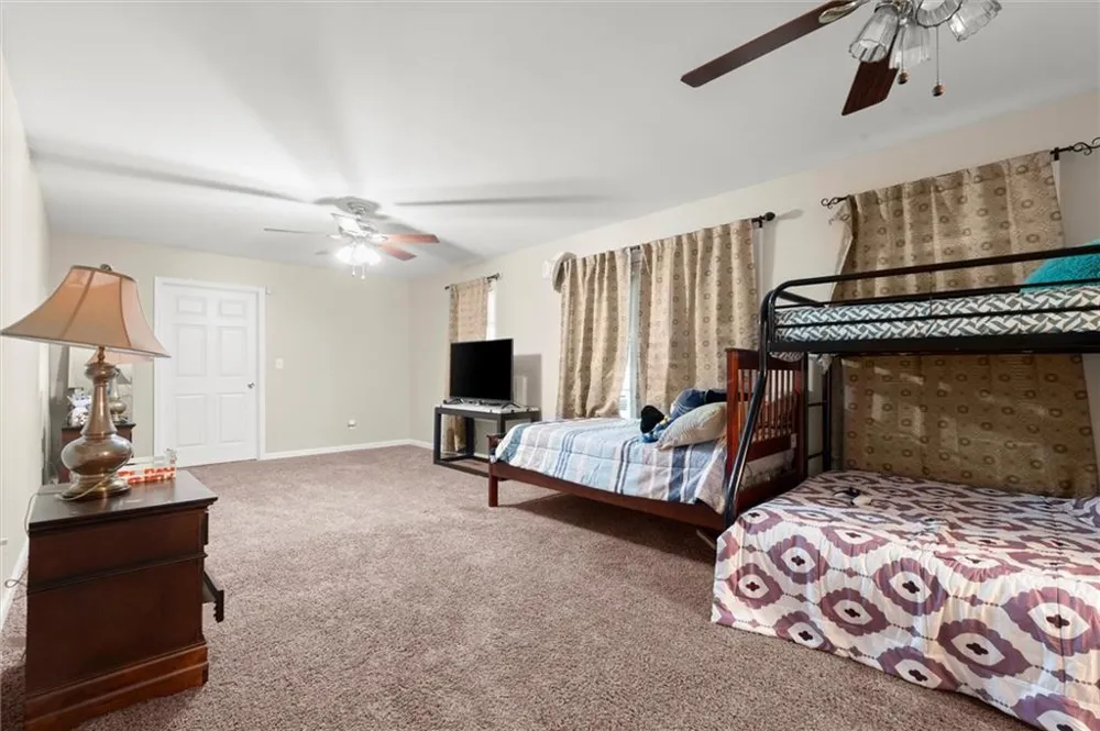 788 Nesbit Loop NE Resaca, GA 30735