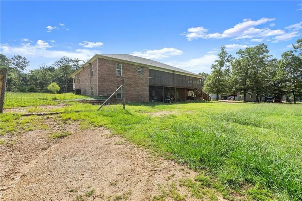 788 Nesbit Loop NE Resaca, GA 30735