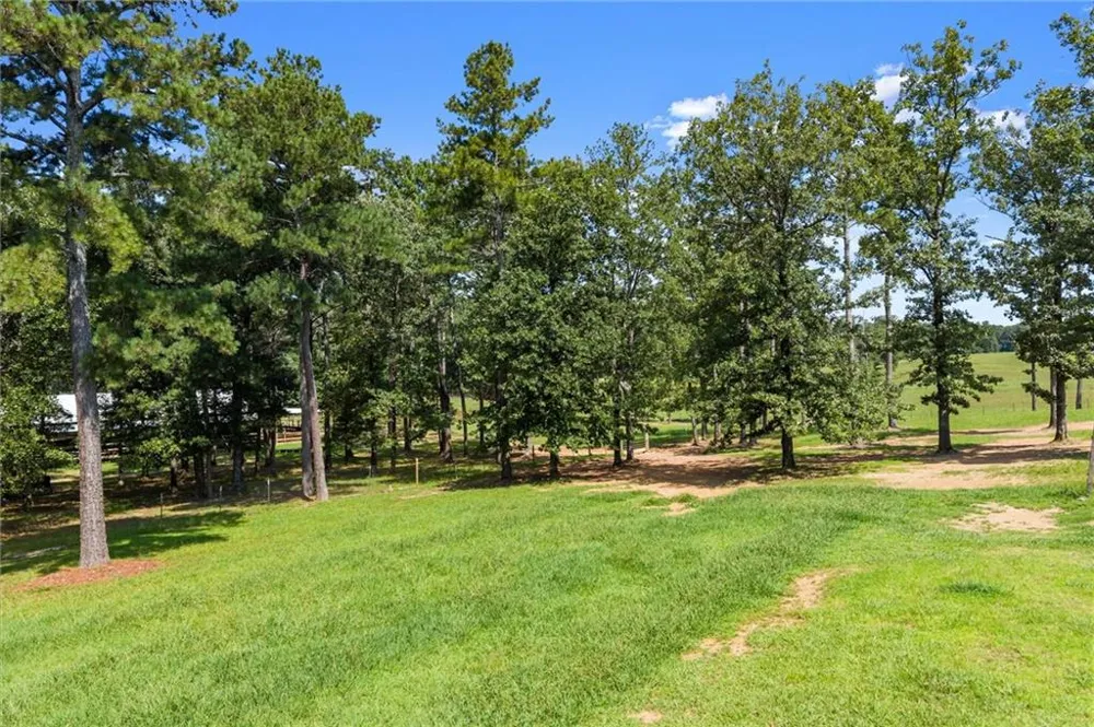 788 Nesbit Loop NE Resaca, GA 30735