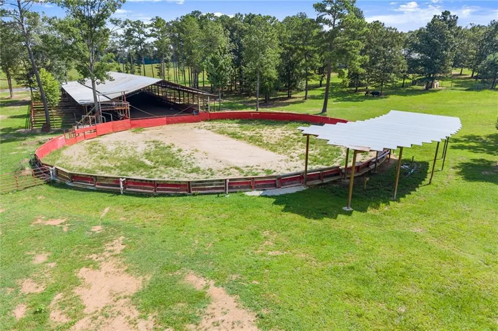 788 Nesbit Loop NE Resaca, GA 30735