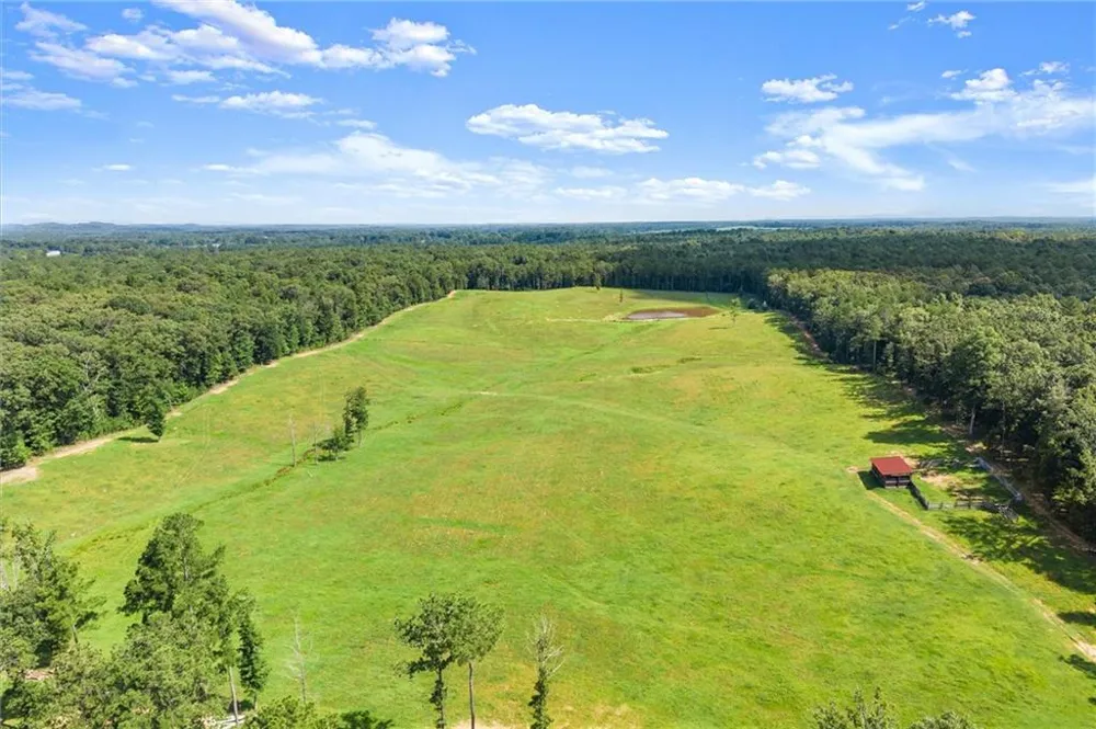 788 Nesbit Loop NE Resaca, GA 30735