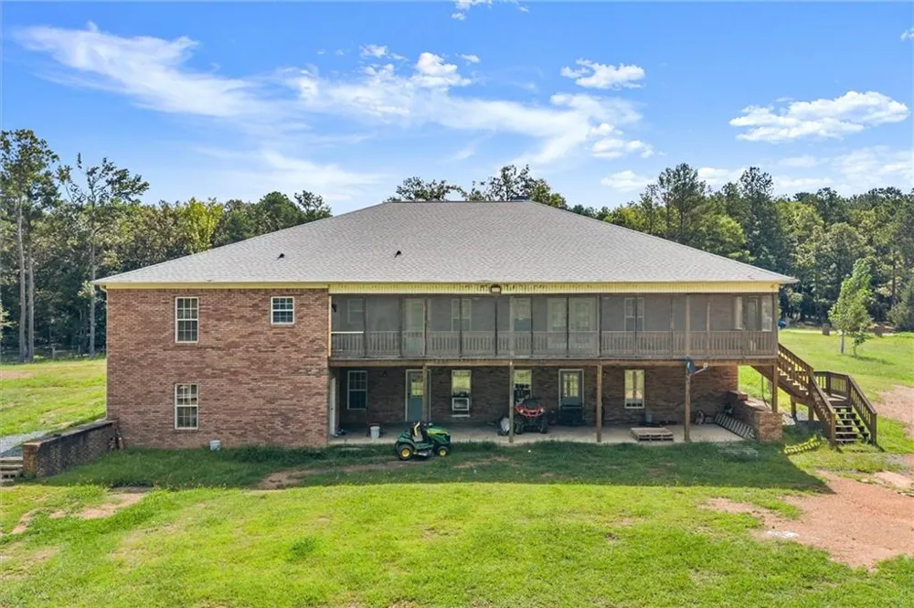 788 Nesbit Loop NE Resaca, GA 30735