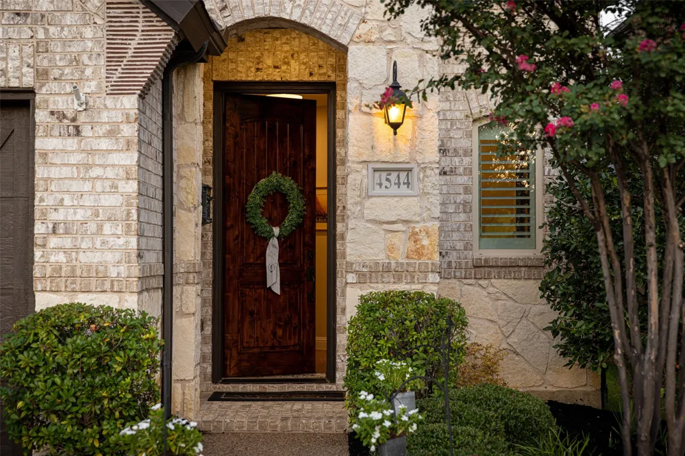 4544 Oriel Lane Carrollton, TX 75010