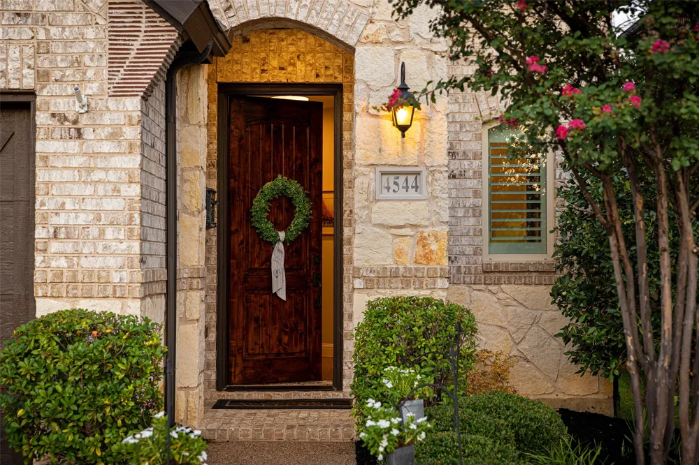 4544 Oriel Lane Carrollton, TX 75010