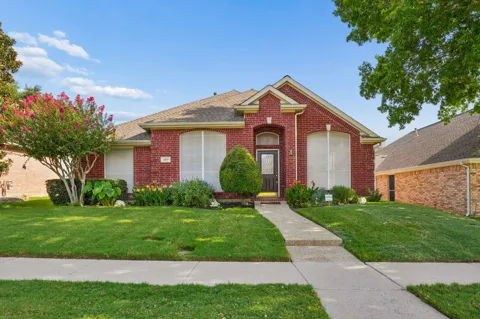 469 Crestview Point Drive