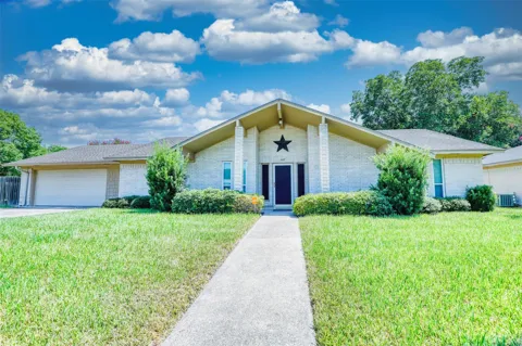 607 Rosewood Drive