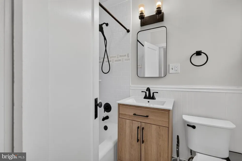 1557 MOUNT EAGLE PLACE Alexandria, VA 22302