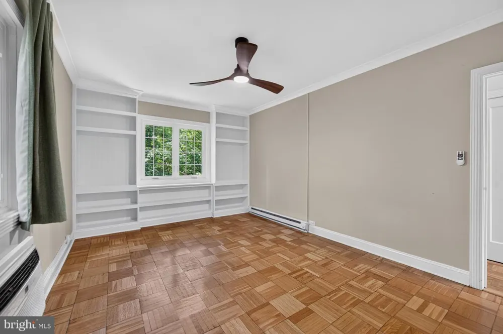 1557 MOUNT EAGLE PLACE Alexandria, VA 22302