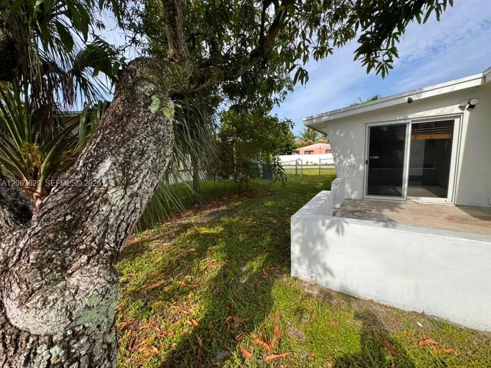 18331 NW 2nd Ct Miami Gardens, FL 33169