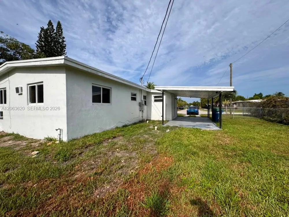 18331 NW 2nd Ct Miami Gardens, FL 33169
