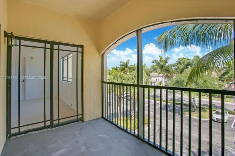 2813 Grande Pkwy #301