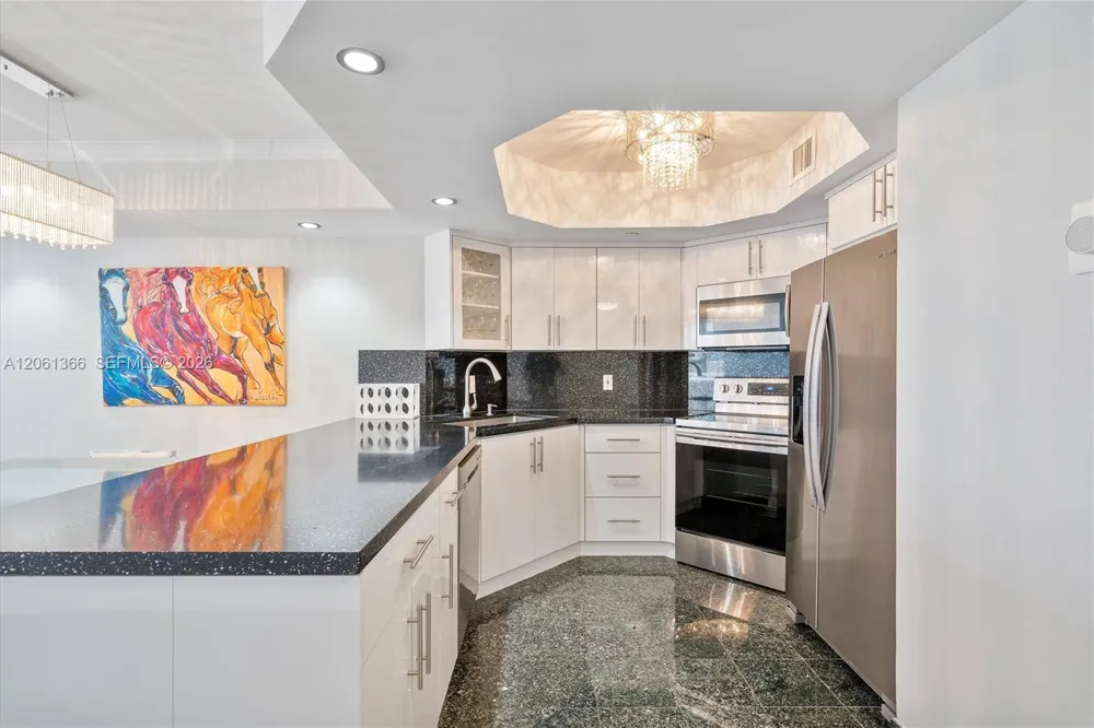 8911 Collins Ave #802 Surfside, FL 33154