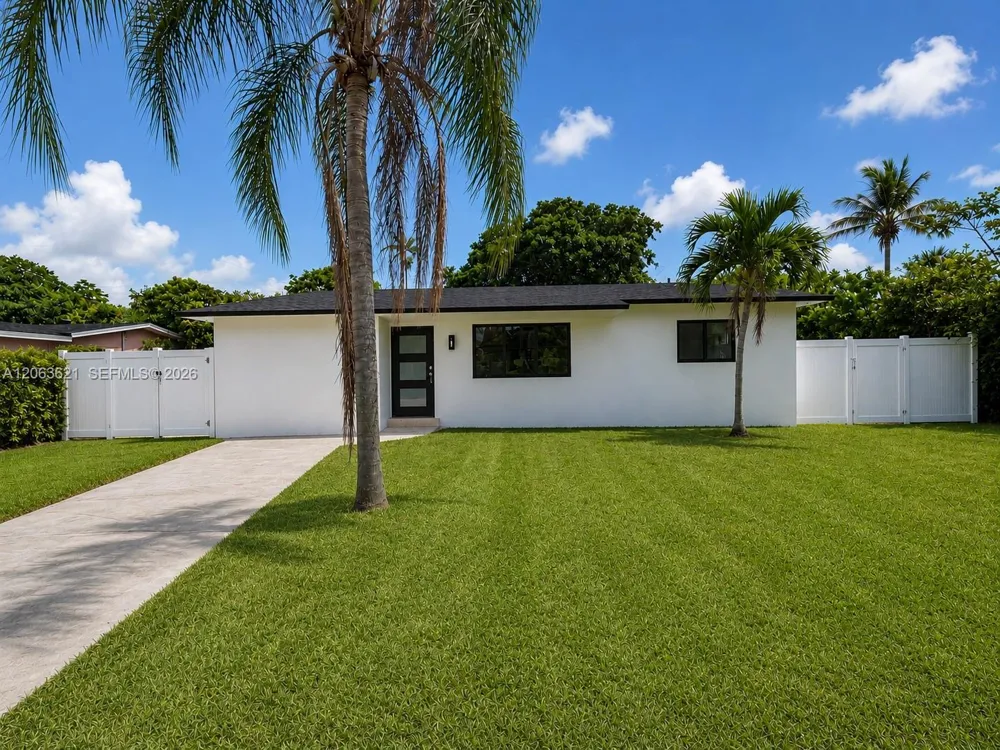 1141 NE 166th St North Miami Beach, FL 33162