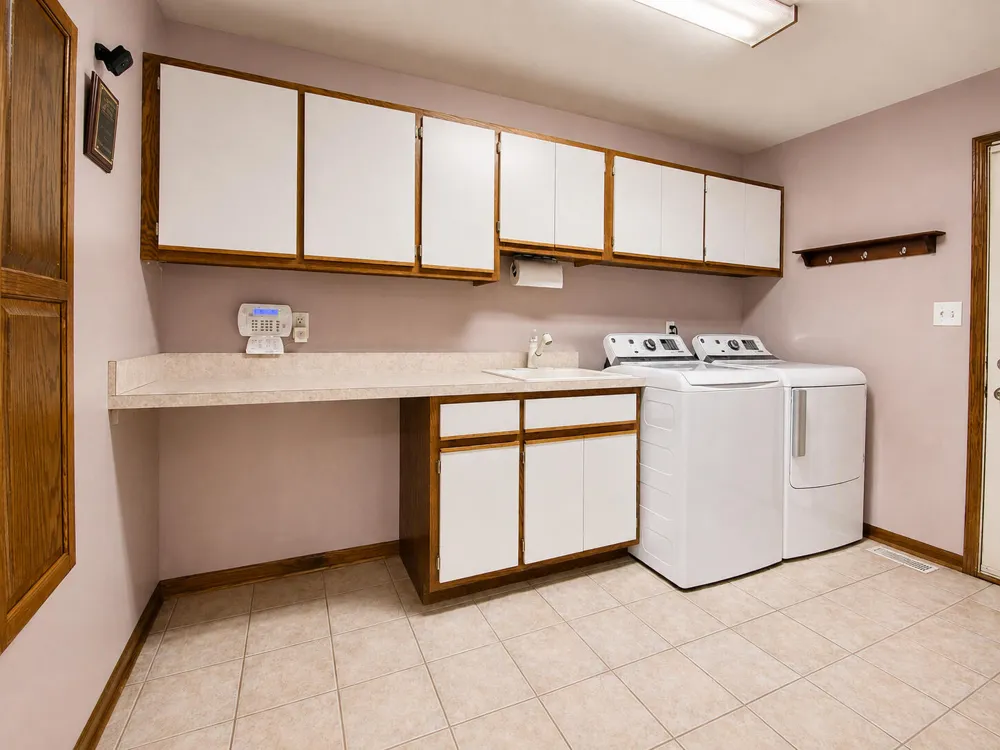 2614 Lancelot Lane Dyer, IN 46311