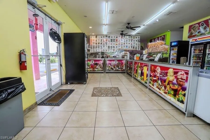 155 W Cowboy Way Labelle, FL 33935